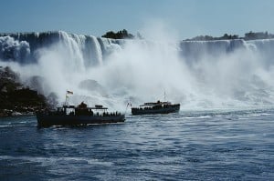 Niagara Falls and boats